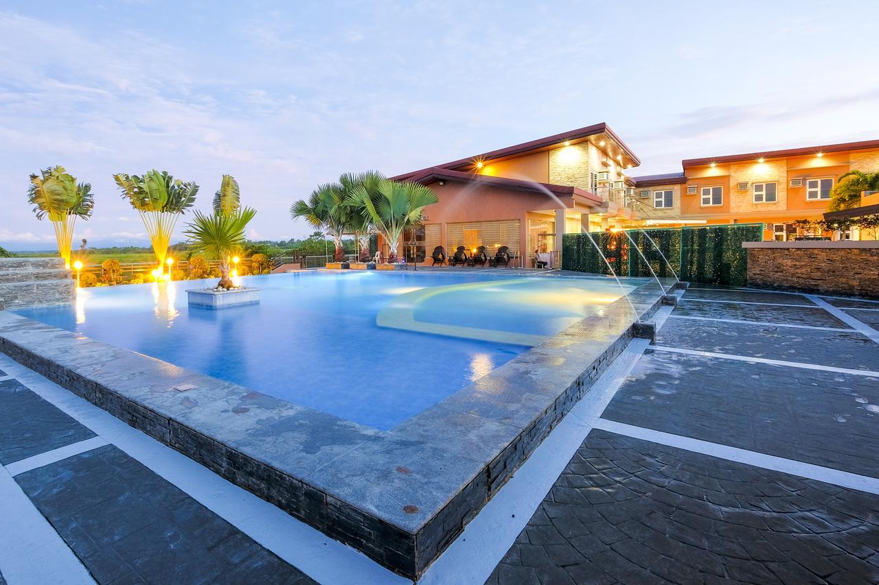 Japi Hotel - Annex Cauayan City  Exterior photo